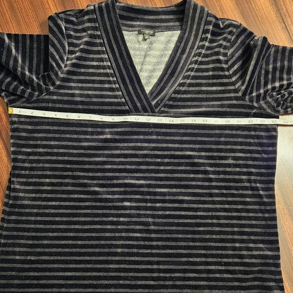 Talbots Plus Luxe Velour V Neck Long Sleeve Black Gray Striped Tunic Sz 1X EUC - Picture 6 of 11